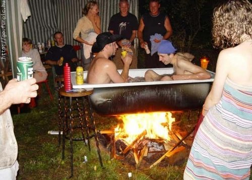 redneck hottub[1].JPG
