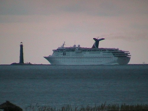 Carnival ship passing by the Dunes Indies 9-19-05.JPG