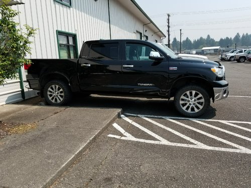 Tundra.jpg Tundra.jpg