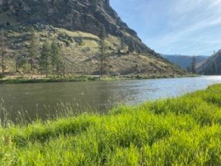 Salmon River crossing.jpg Salmon River crossing.jpg