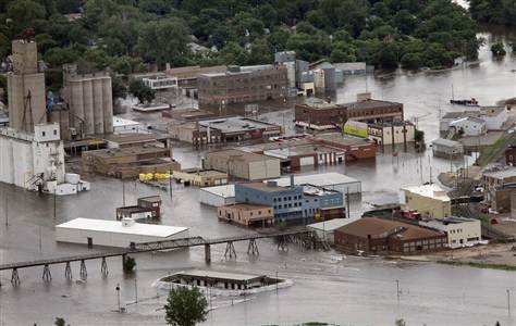 110626-floods-hmed-1p_grid-6x2.jpg