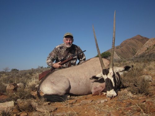 2019-08-24 gemsbuck.jpg 2019-08-24 gemsbuck.jpg