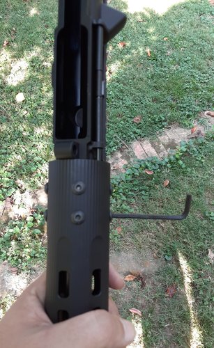 guardscrews.jpg guardscrews.jpg