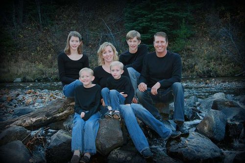 familyedit3pichunttalk.jpg familyedit3pichunttalk.jpg