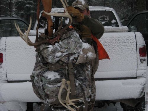 2011 Whitetail Buck 003.jpg