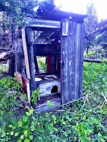 cabin3.JPG cabin3.JPG