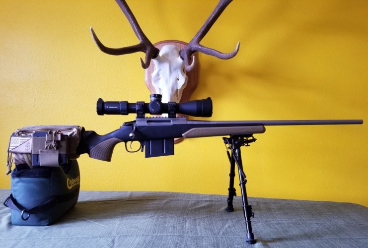 rifle1F.jpg rifle1F.jpg