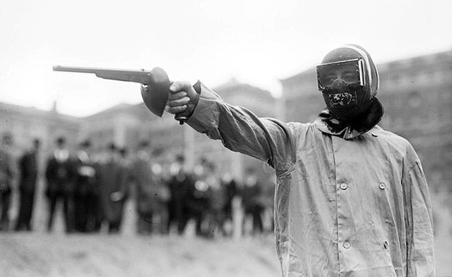 duelling-pistol-competitor.jpg duelling-pistol-competitor.jpg