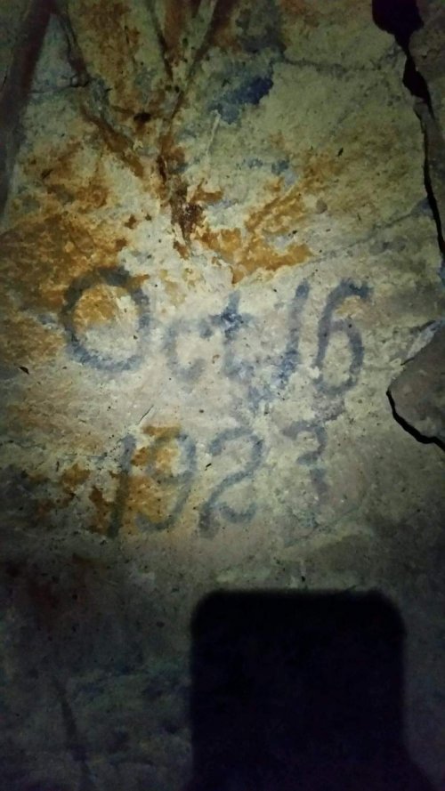 Graffiti.jpg Graffiti.jpg
