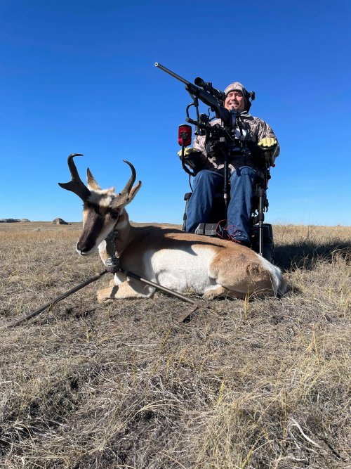 Randy 21 rifle antelope buck.jpg