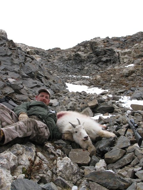 670100532_MT_Goat_Hunt_head_on_steep_052.jpg 670100532_MT_Goat_Hunt_head_on_steep_052.jpg