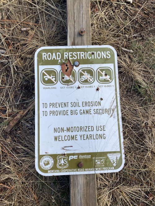 21-11-27 11-09-37 0270.jpg 21-11-27 11-09-37 0270.jpg