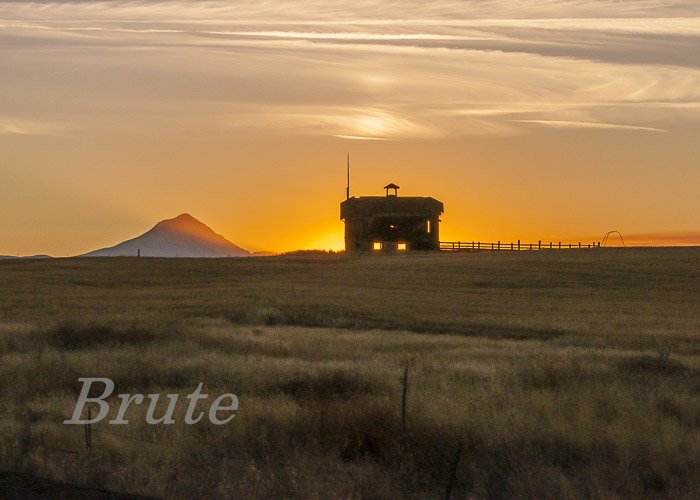 Old School House Sunset a-512.JPG