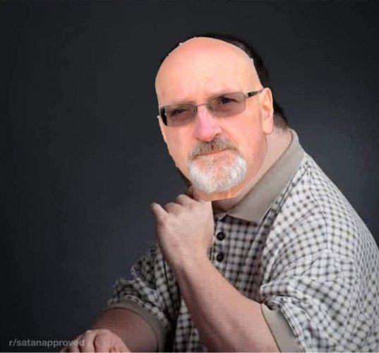 hank.jpg hank.jpg