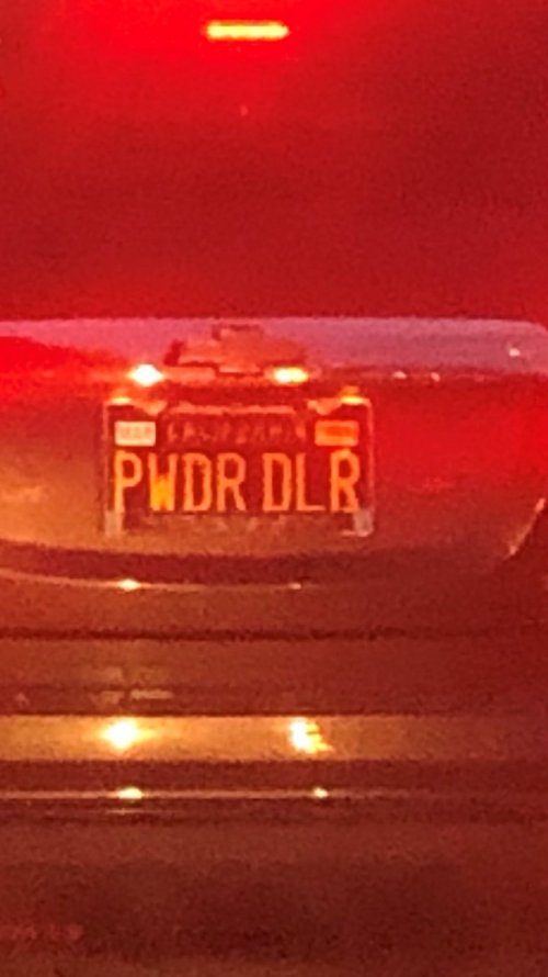 pwdr dlr.jpg