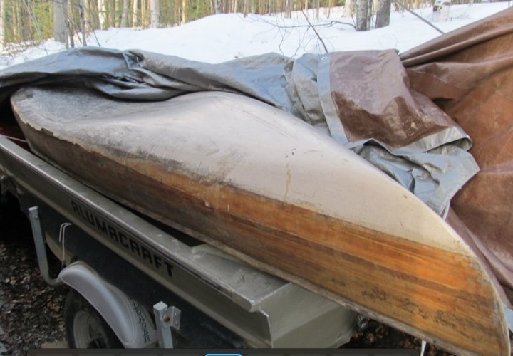 cedar_strip_canoe.jpg