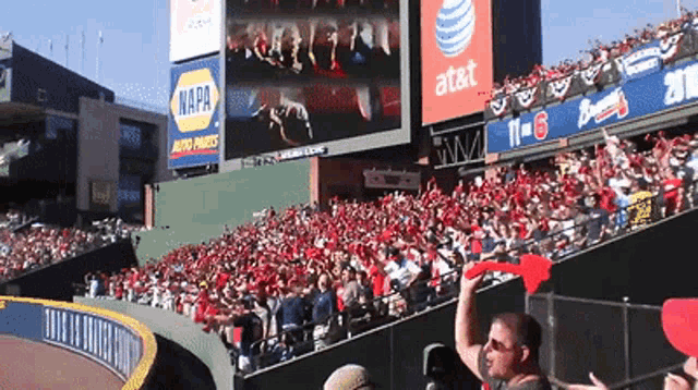 1661207239031.gif 1661207239031.gif
