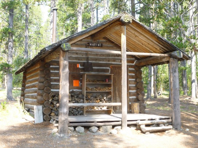 Mary Mtn Ranger cabin.JPG