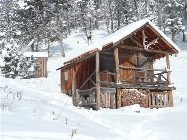Winter cabin.jpg
