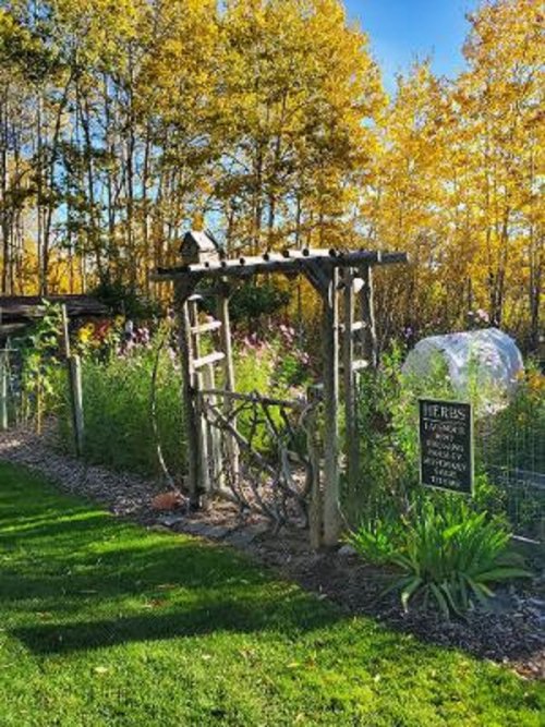Garden Gate.jpg Garden Gate.jpg
