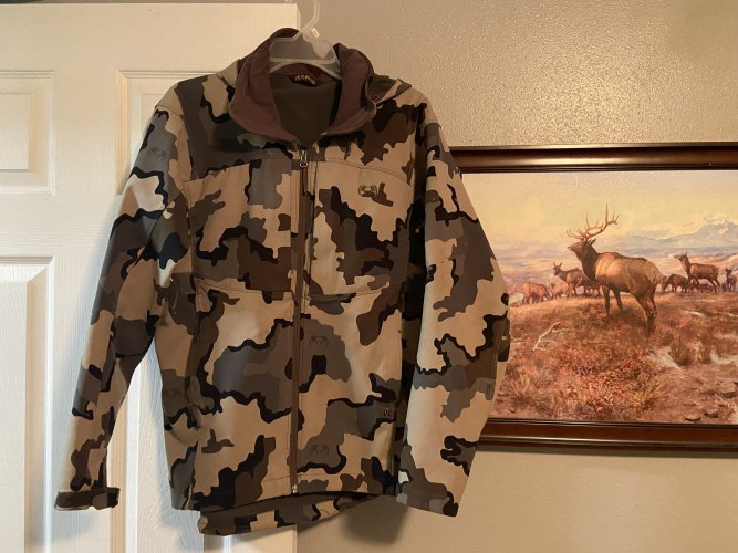 Kuiu Jacket.jpg