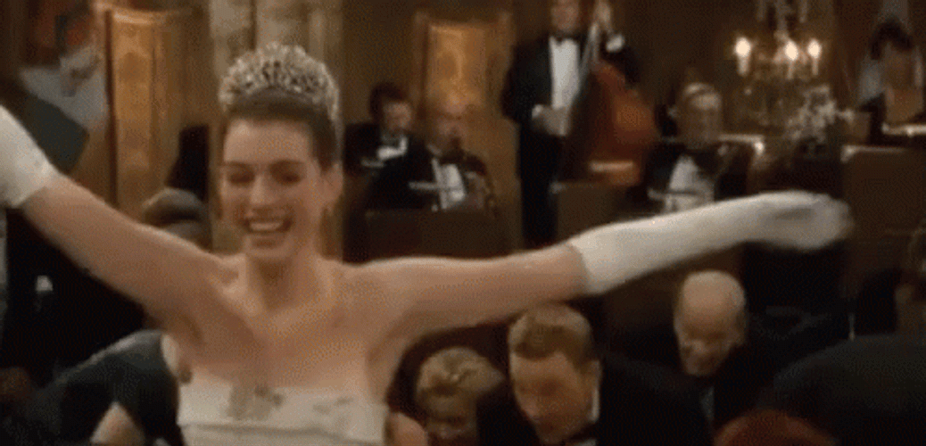 happy-birthday-princess-diaries-anne-hathaway-ftf0i1y2xomz9mj8.gif