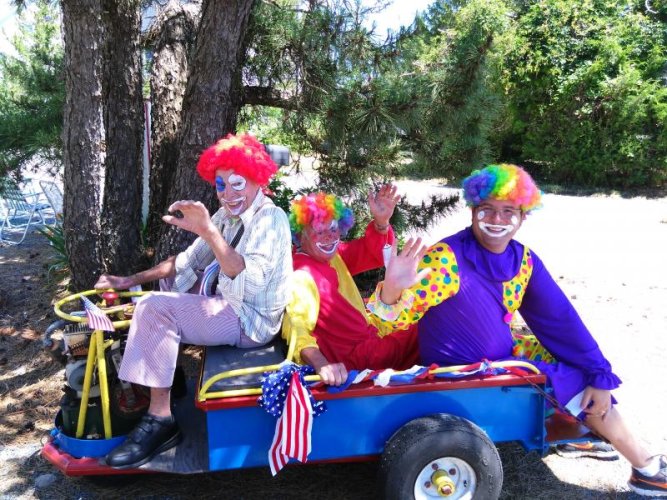 MT FWP clown car.jpg