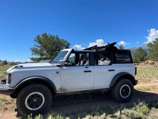 Bronco 3.jpg Bronco 3.jpg