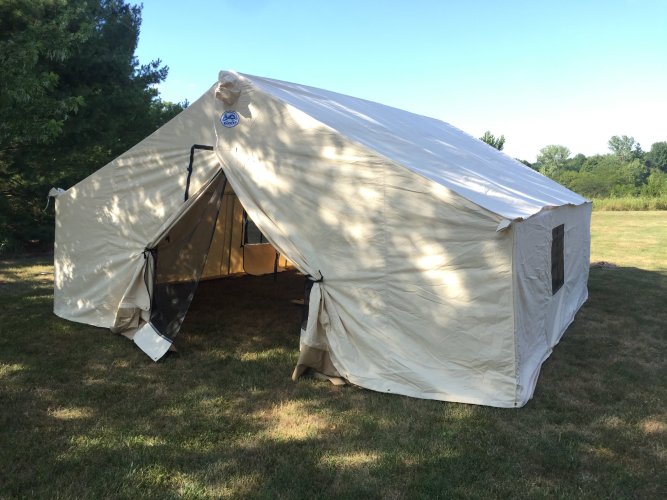 Tent at Schwennekers.jpg