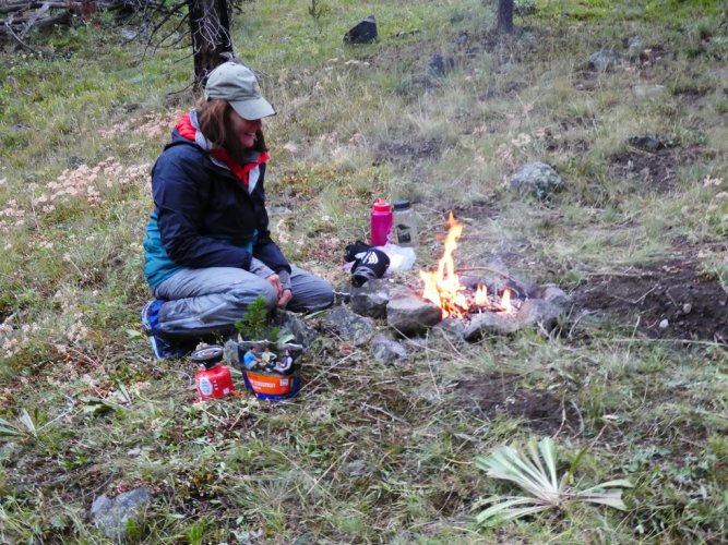Pass Crk Campfire.JPG Pass Crk Campfire.JPG