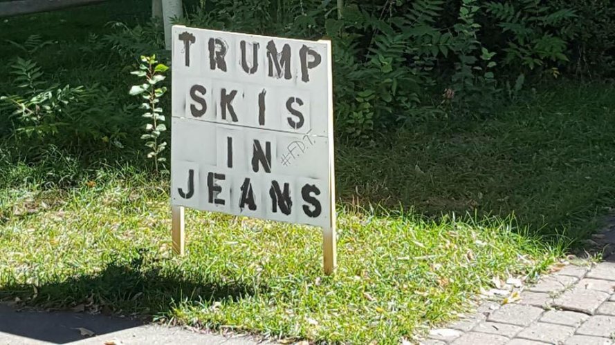 jeans.jpg jeans.jpg