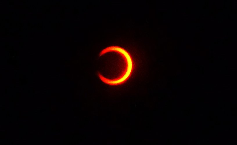 eclips3.JPG