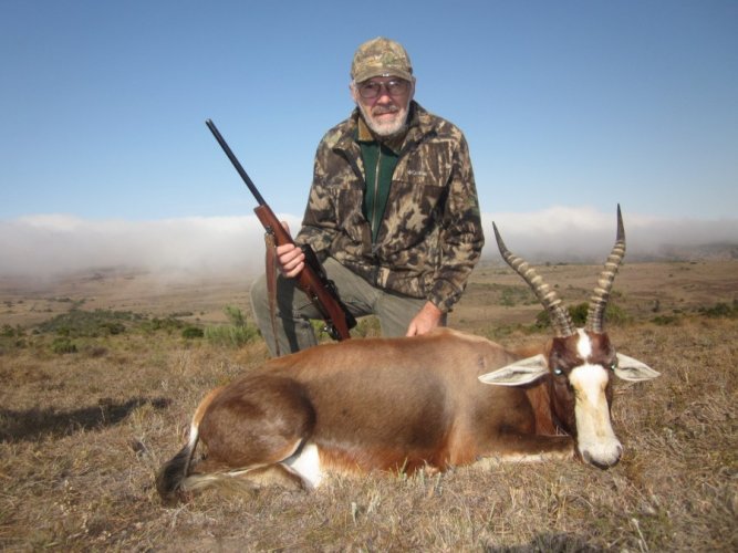 2019-08-23 blesbuck.JPG 2019-08-23 blesbuck.JPG