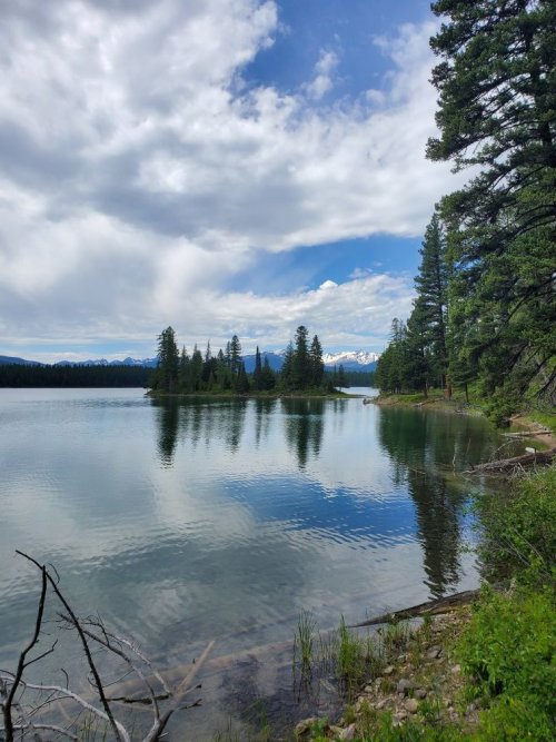 Holland Lake isle by the bay.jpg