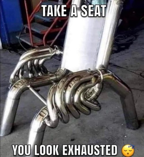 GRfScqUXoAAV6_G.jpg