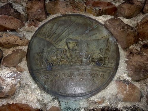 Oregon Trail Memorial.jpg