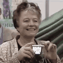 1734457594481.gif