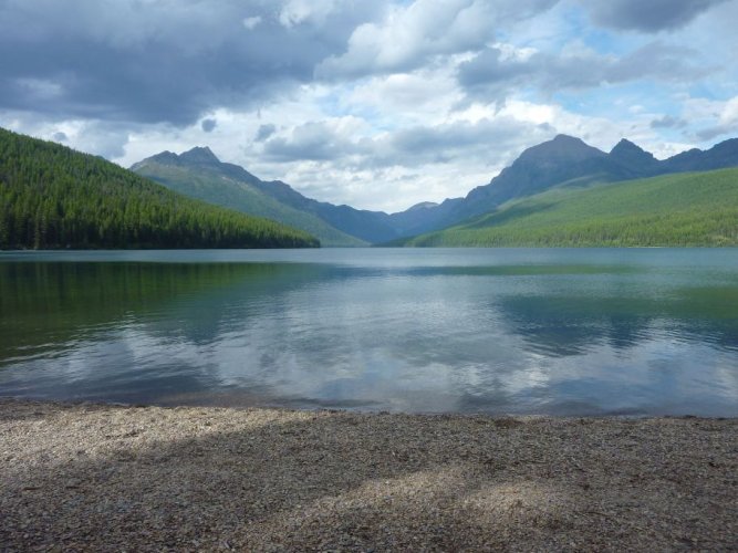 Bowman Lake GNP.JPG Bowman Lake GNP.JPG