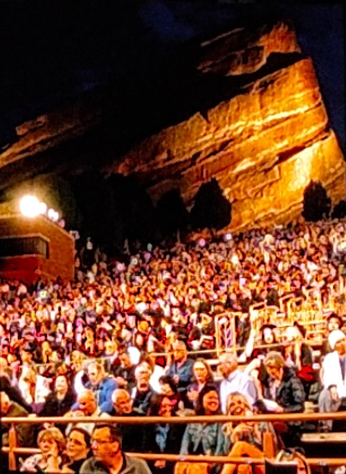 red rocks Maile grad crowd from stage.jpg