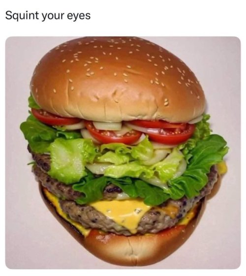 GtNIjZPWAAA9SL7.jpeg