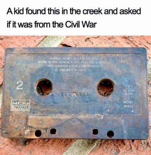 Gts4QCOWoAAeCv7.jpeg
