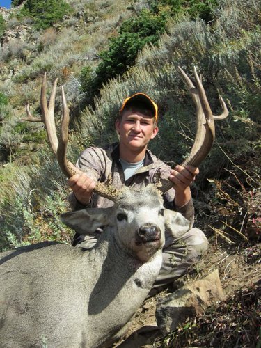 2015_WY_buck_6.jpg