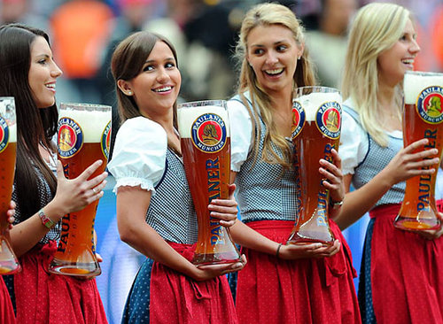 oktoberfest-paulener-girls.jpg