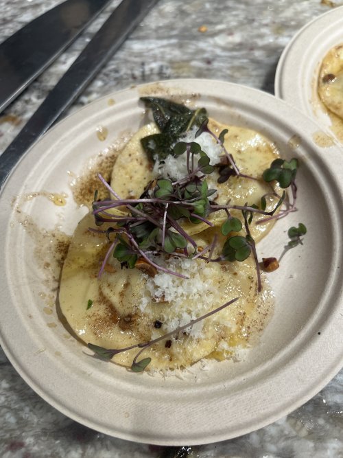 IMG_0275.jpeg IMG_0275.jpeg