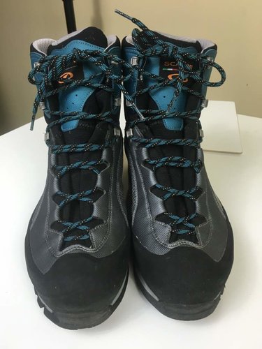 Scarpa 1.jpg Scarpa 1.jpg