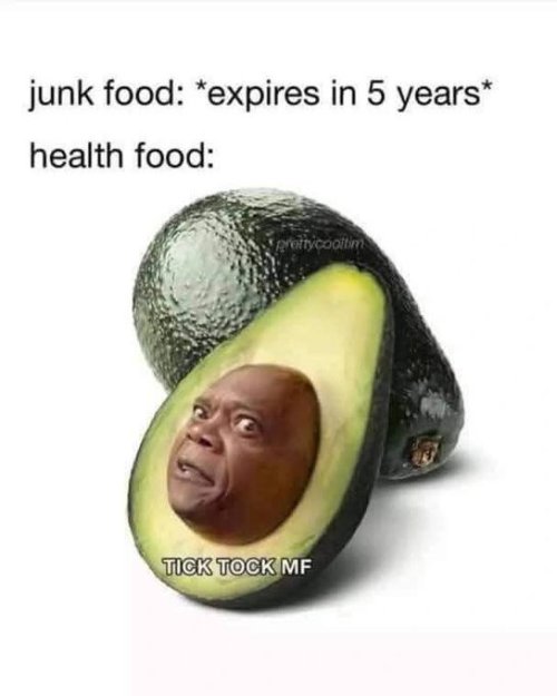 HGWyQs5W0AAGR-6.jpeg