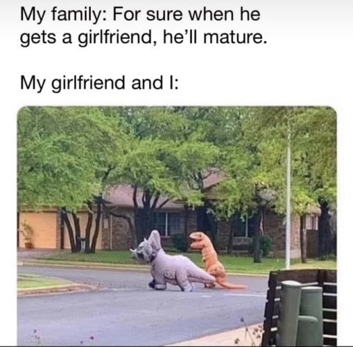 HG9PKzkbMAAk_g3.png