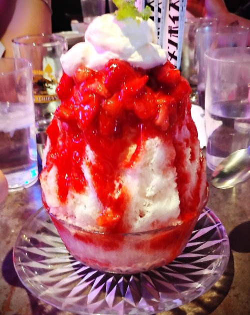 shave ice Vegas Gores 4.30.26 Ramen Boys restaurant.jpg