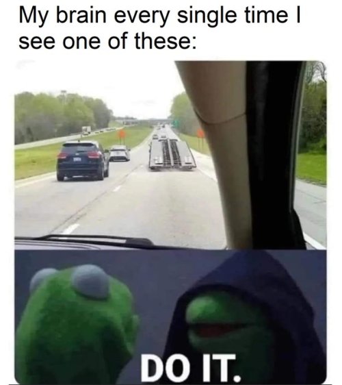 HIym08oa8AA6oRj.jpeg