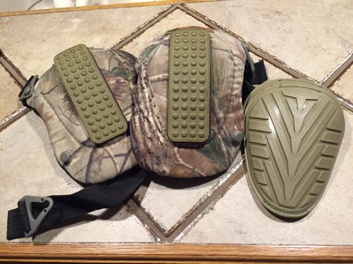 knee pads.JPG